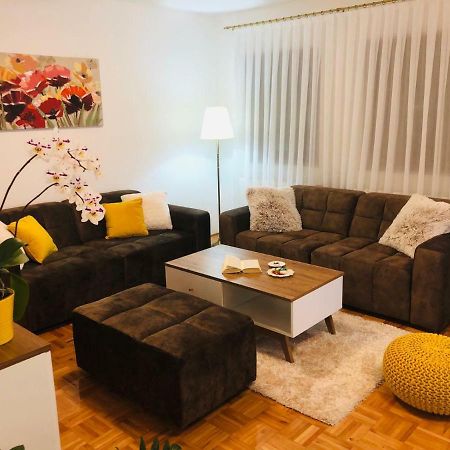 Apartment Golden Fields Смолянац Екстериор снимка
