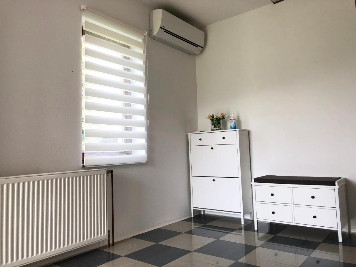 Apartment Golden Fields Смолянац Екстериор снимка