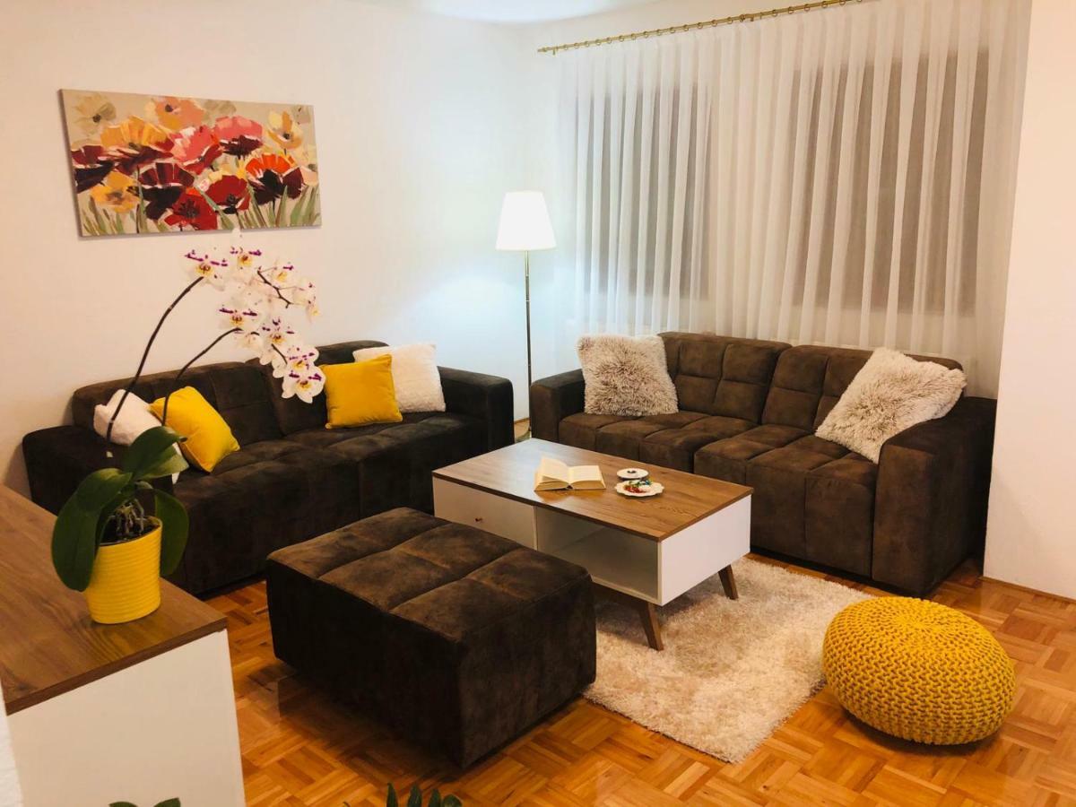 Apartment Golden Fields Смолянац Екстериор снимка
